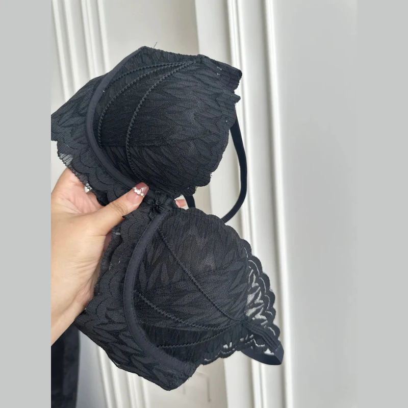 French Lace Slim Fit Cup Ultra-thin Bra