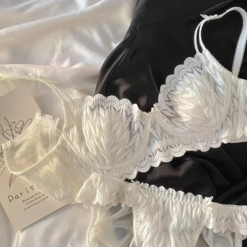 French Lace Slim Fit Cup Ultra-thin Bra