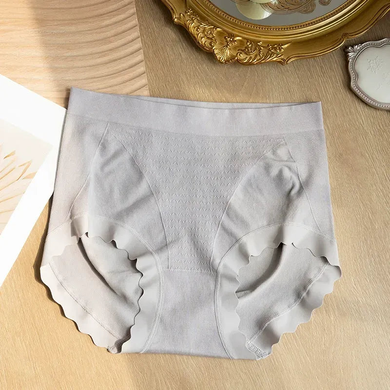 Breathable Seamless comfortable Panty ( Set of 03 )