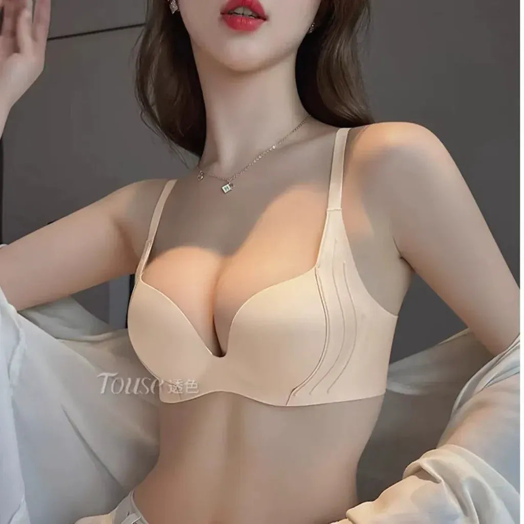 Soft Curve Wireless Deep V Bra