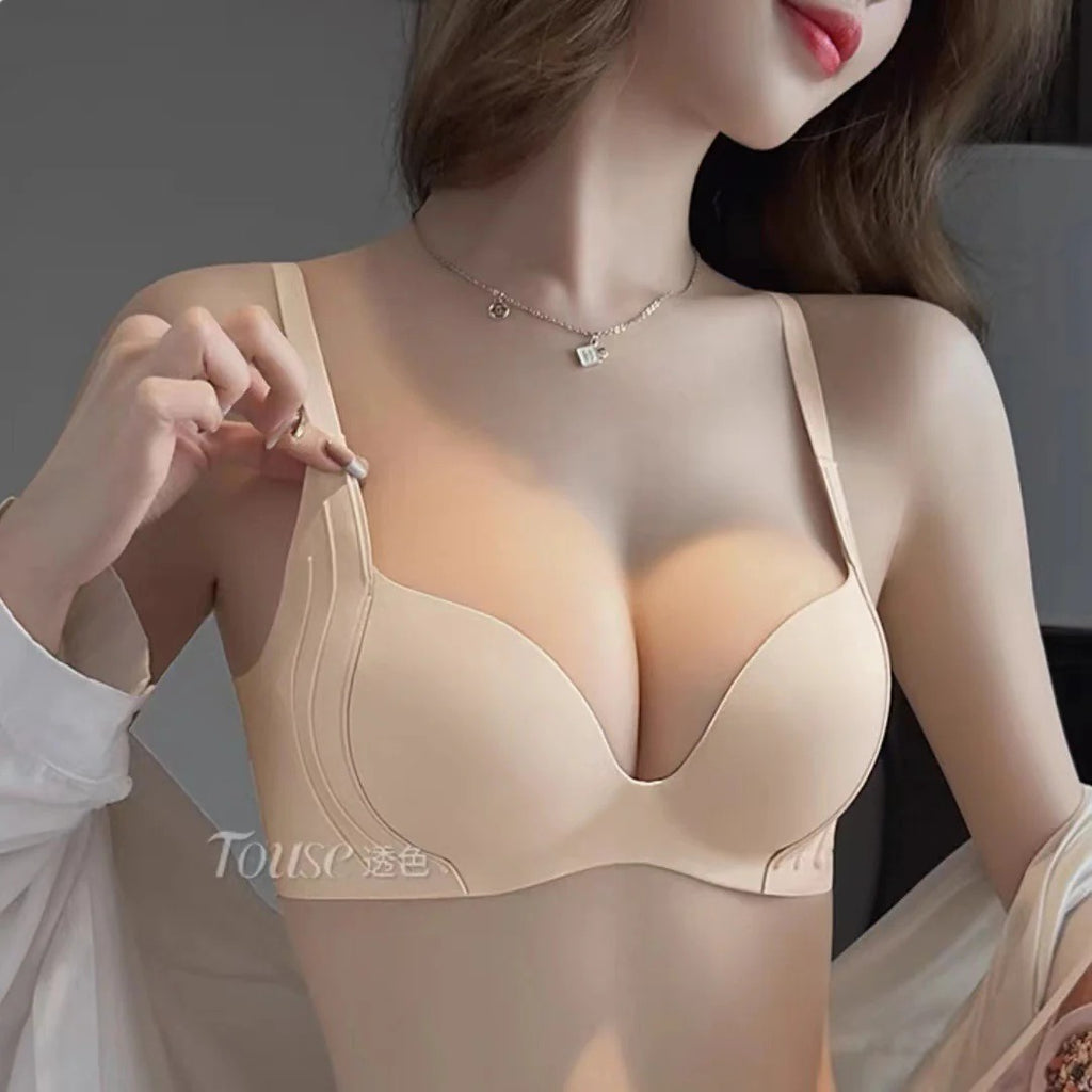 Soft Curve Wireless Deep V Bra
